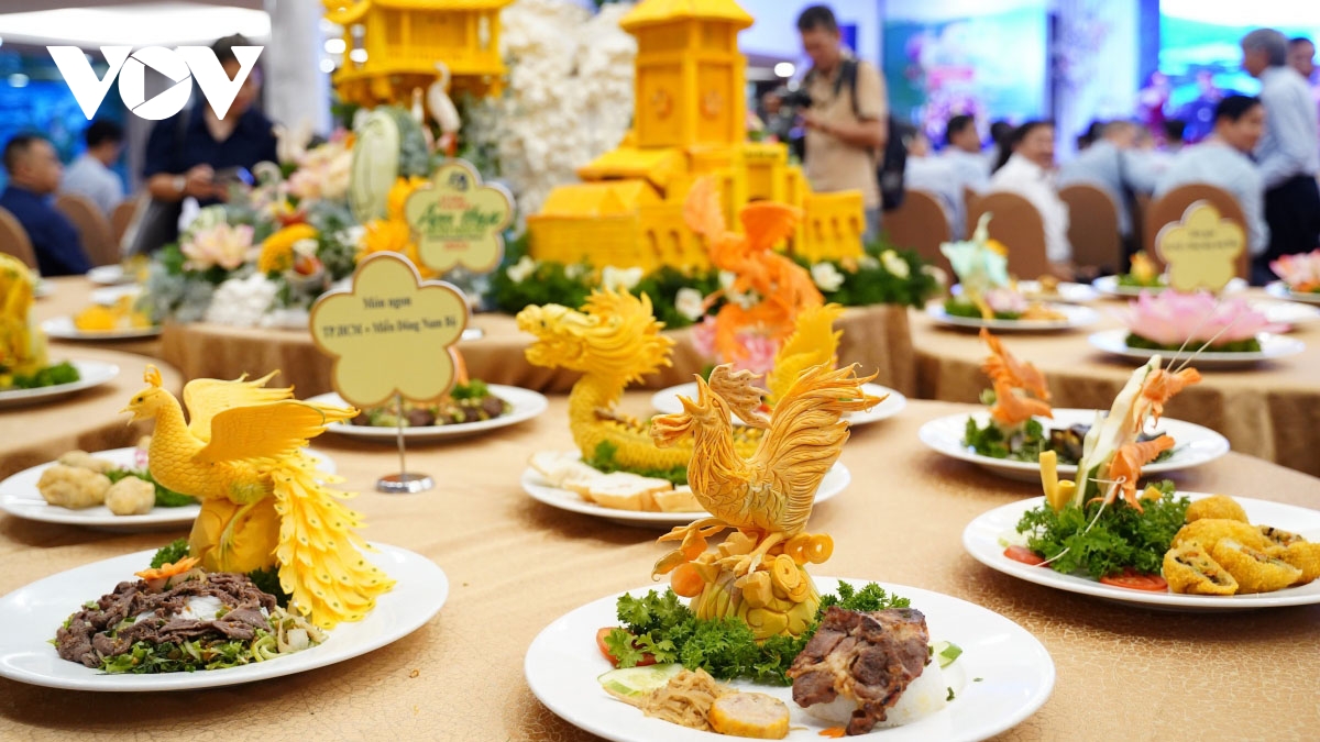 Festival honours traditional foods of three regions nationwide